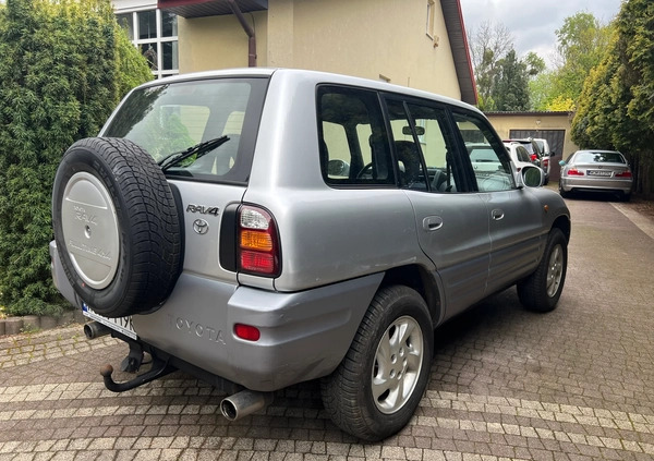 Toyota RAV4 cena 22900 przebieg: 157213, rok produkcji 1998 z Morąg małe 56